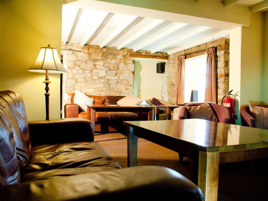 Beansheaf Hotel モルトン エクステリア 写真